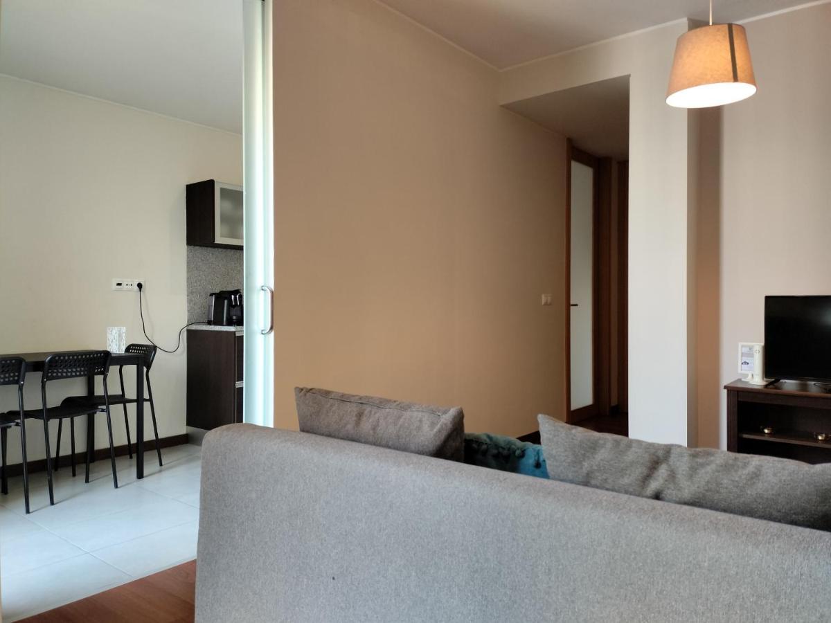 Apartamento Oceanus Park Apartment โปโว เดอ วาร์ซิม ภายนอก รูปภาพ